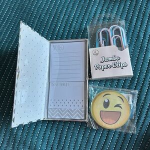 Stationary Set Sticky Notes, Paper Clips